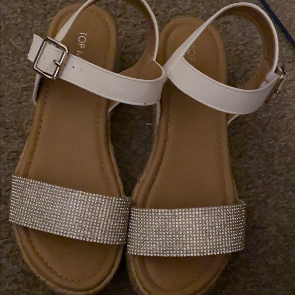 Sandals - Picture 3 of 3
